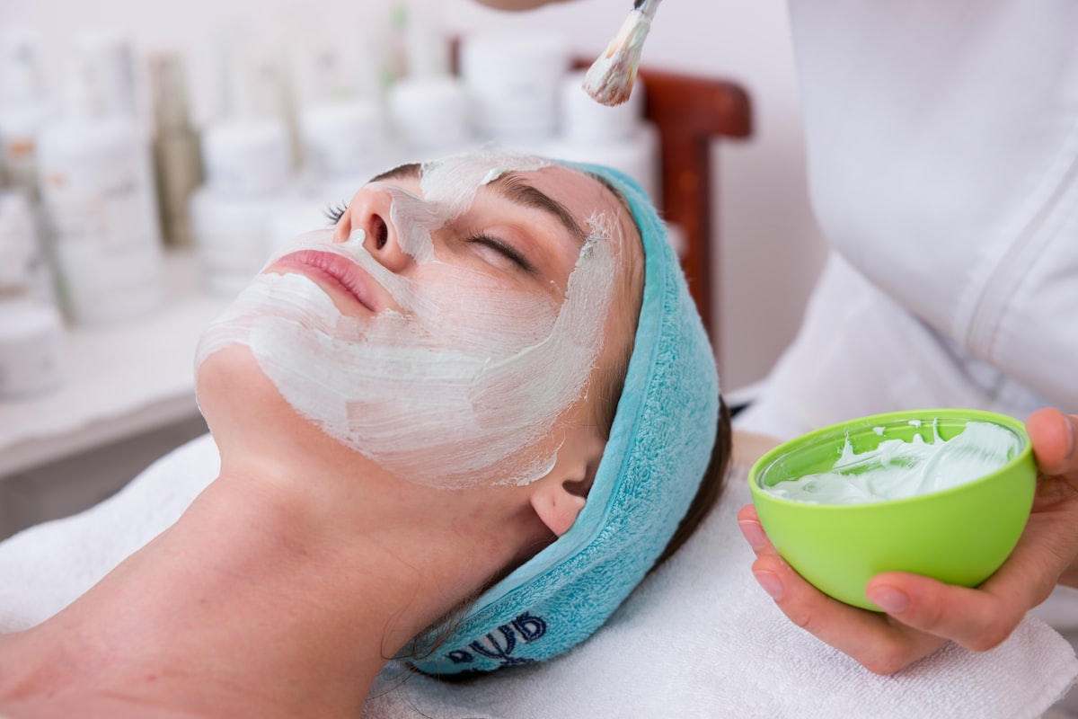 Cuidado de la piel después de exfoliación